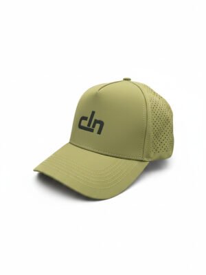Gorra Emblem Olivo — Contraste Negro